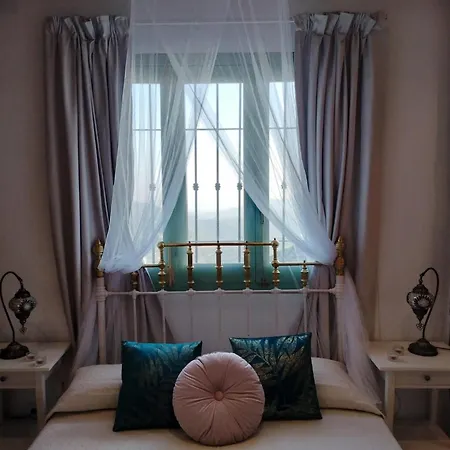 Adelfas Holiday home